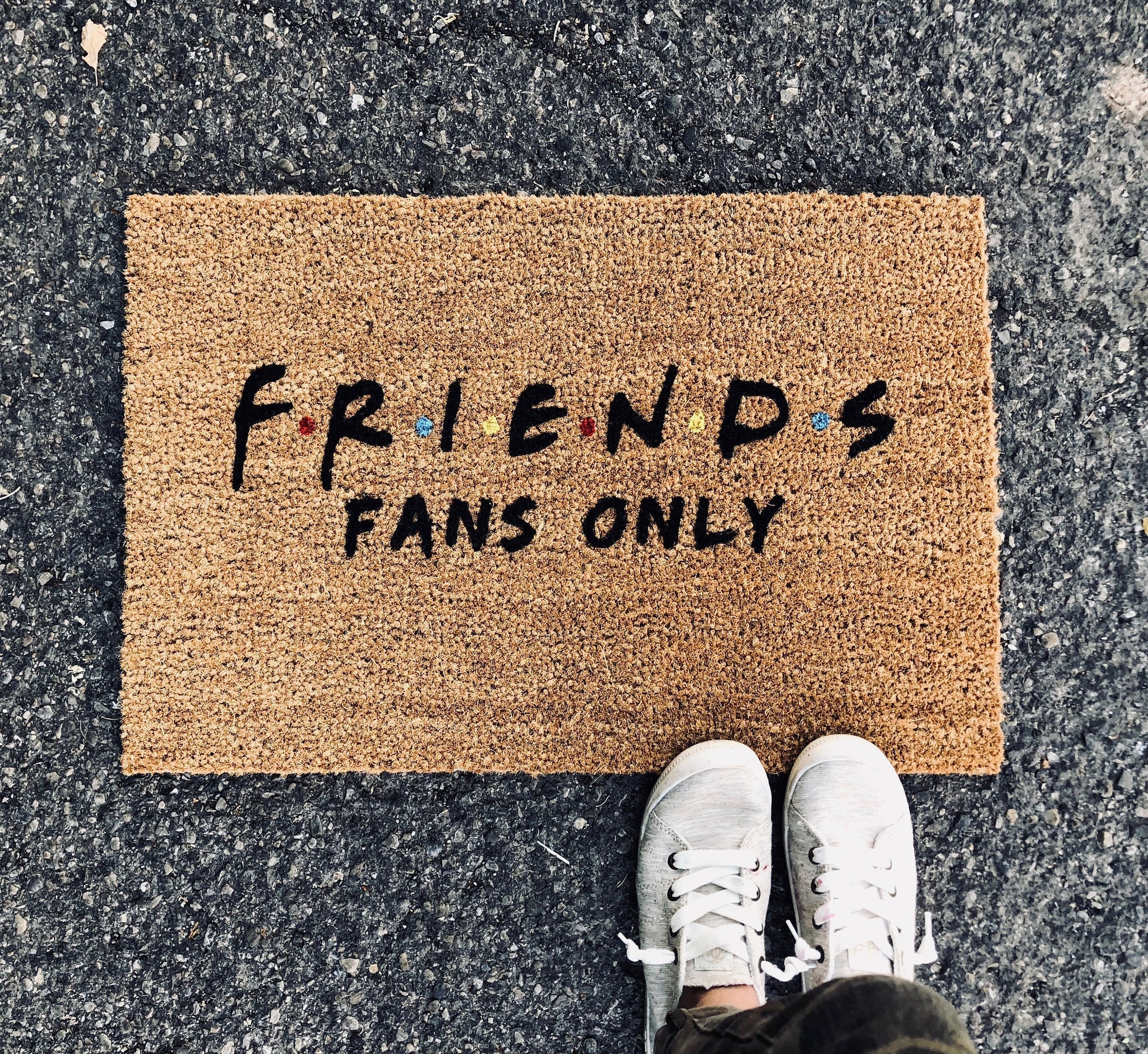 Chandler & Monica Wood Sign| Gifts For Friends Fans| Gifts For Friends -  woodgeekstore